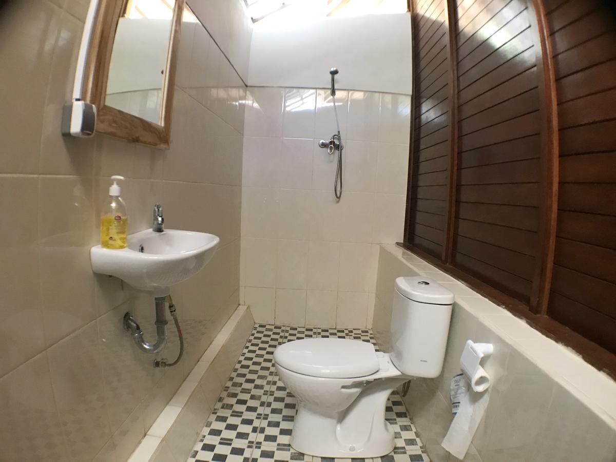 Puri Sari Mangrove Hotel Lembongan Buitenkant foto