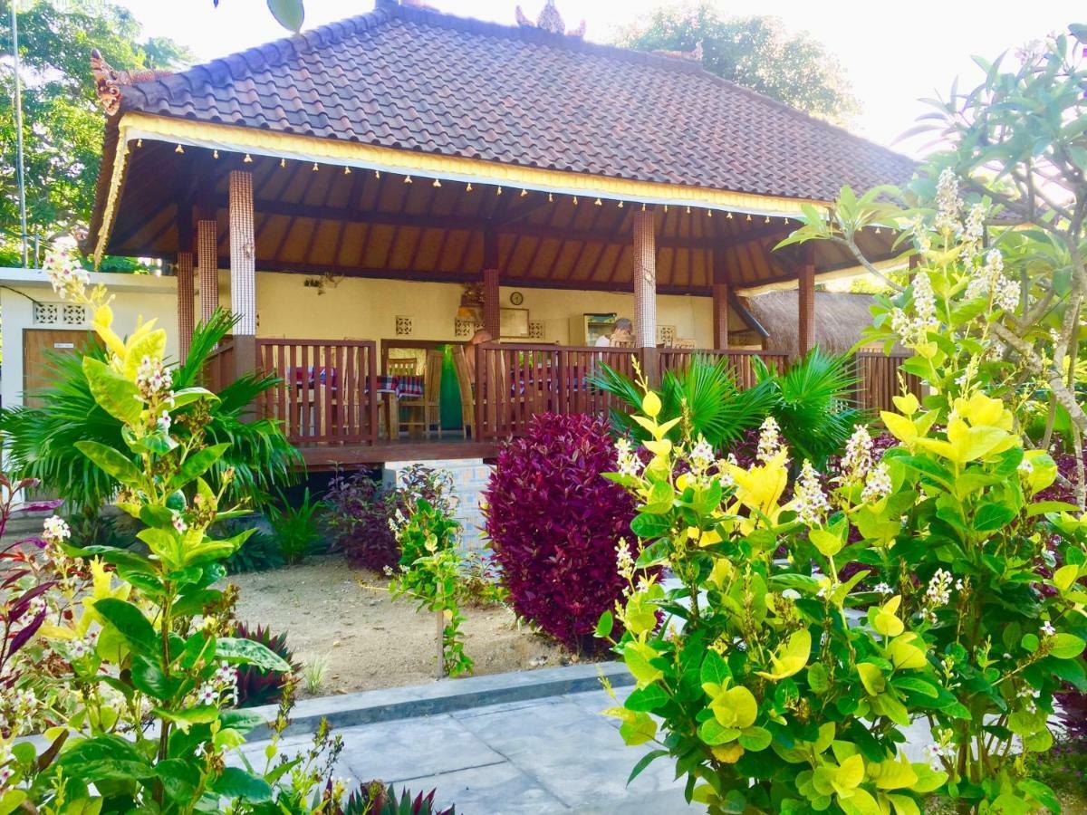 Puri Sari Mangrove Hotel Lembongan Buitenkant foto