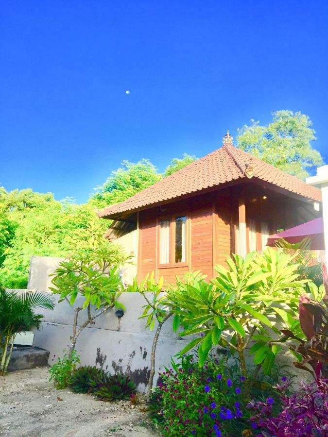 Puri Sari Mangrove Hotel Lembongan Buitenkant foto