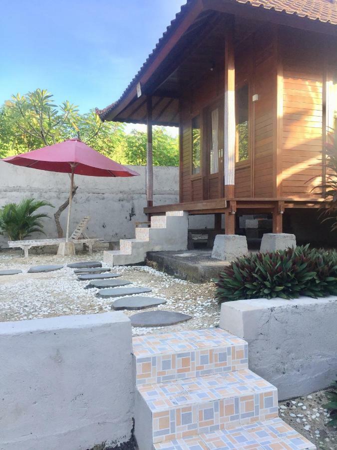 Puri Sari Mangrove Hotel Lembongan Buitenkant foto