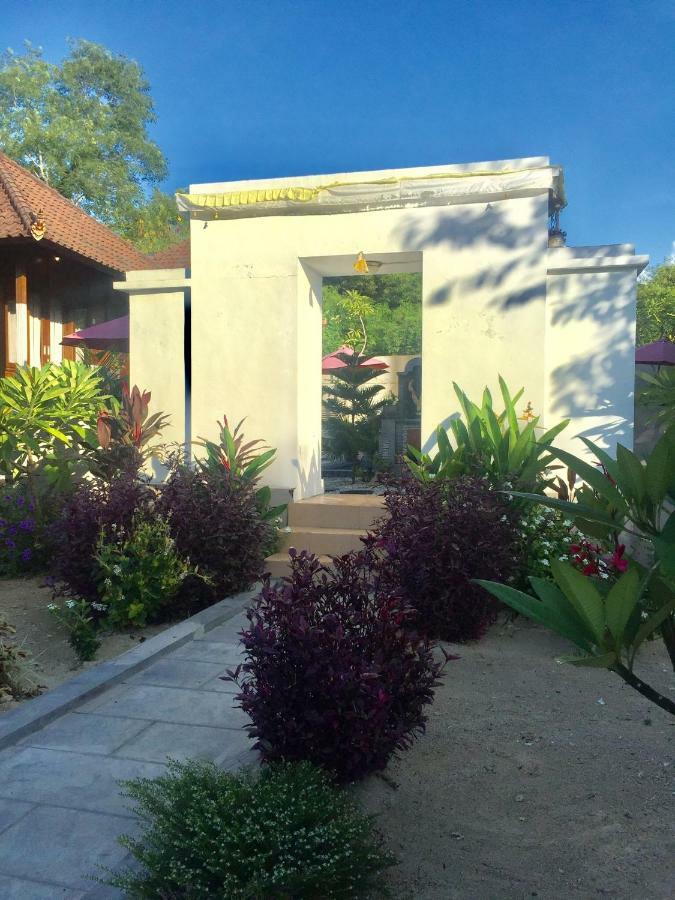 Puri Sari Mangrove Hotel Lembongan Buitenkant foto