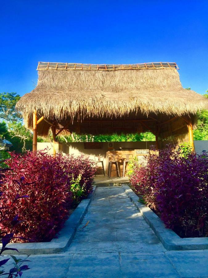 Puri Sari Mangrove Hotel Lembongan Buitenkant foto