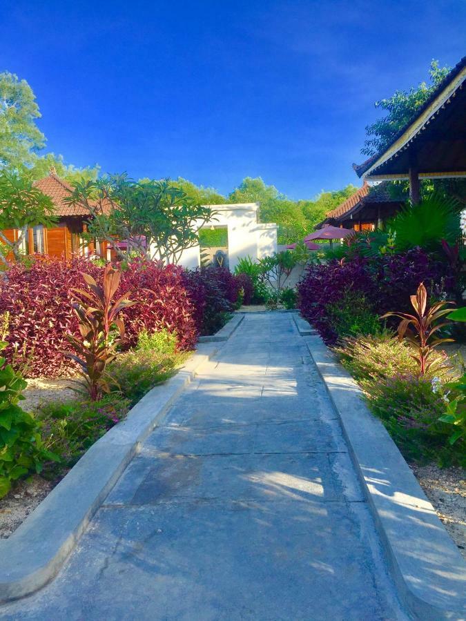 Puri Sari Mangrove Hotel Lembongan Buitenkant foto