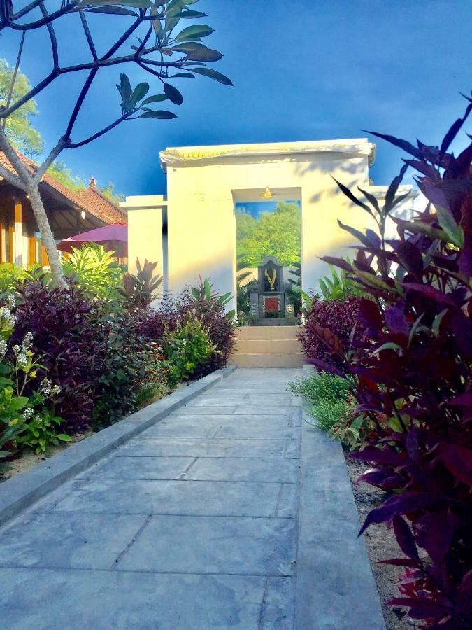 Puri Sari Mangrove Hotel Lembongan Buitenkant foto